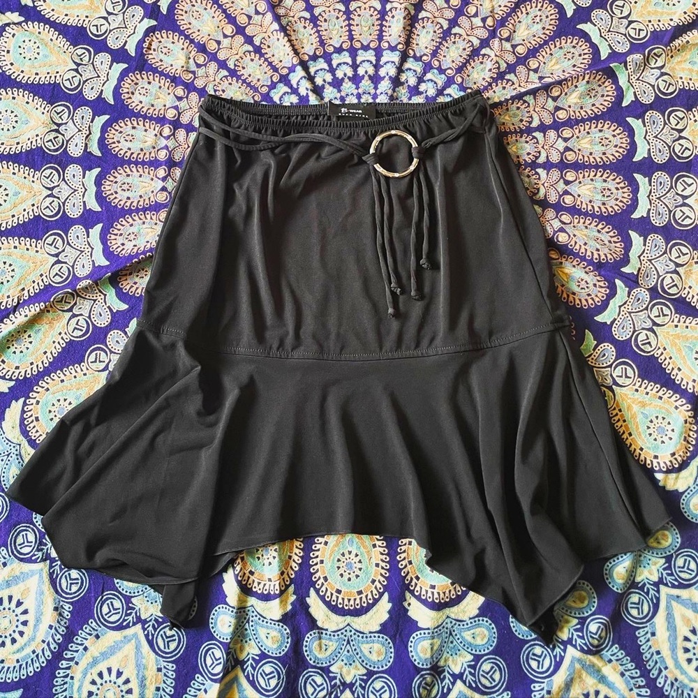 2000’s vibe black silk skirt